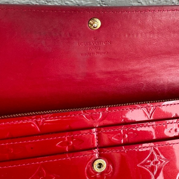 ❤️LOUIS VUITTON Red Vernis Wallet ❤️ - Picture 3 of 9